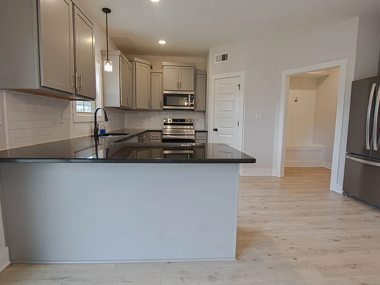 3275 Haymeadow Ln — Photo 9