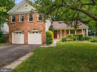 3403 Monarch Ln, Annandale, VA 22003