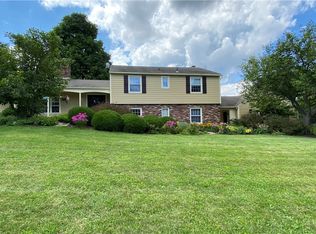 1165 W Bloomfield Rd, Honeoye Falls, NY 14472