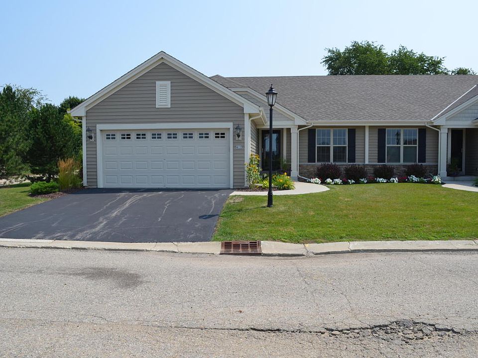 1st image of 411 Woodfield Cir