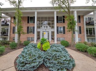 77 Atterbury Blvd APT 205, Hudson, OH