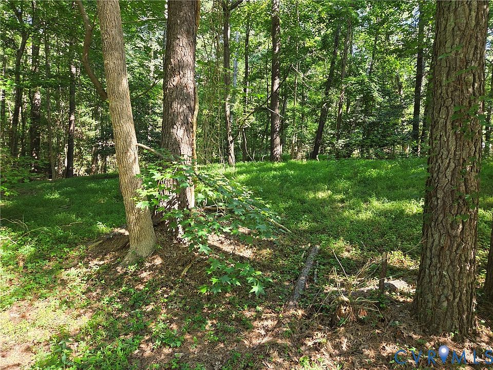 1st image of 12731 Donegal Dr #16