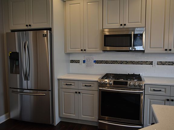 3rd image of 9391 Fremont Way #291
