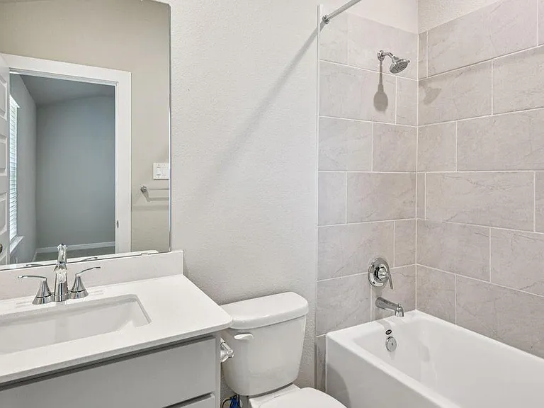 2131 Rawls Ranch Ct — Photo 24