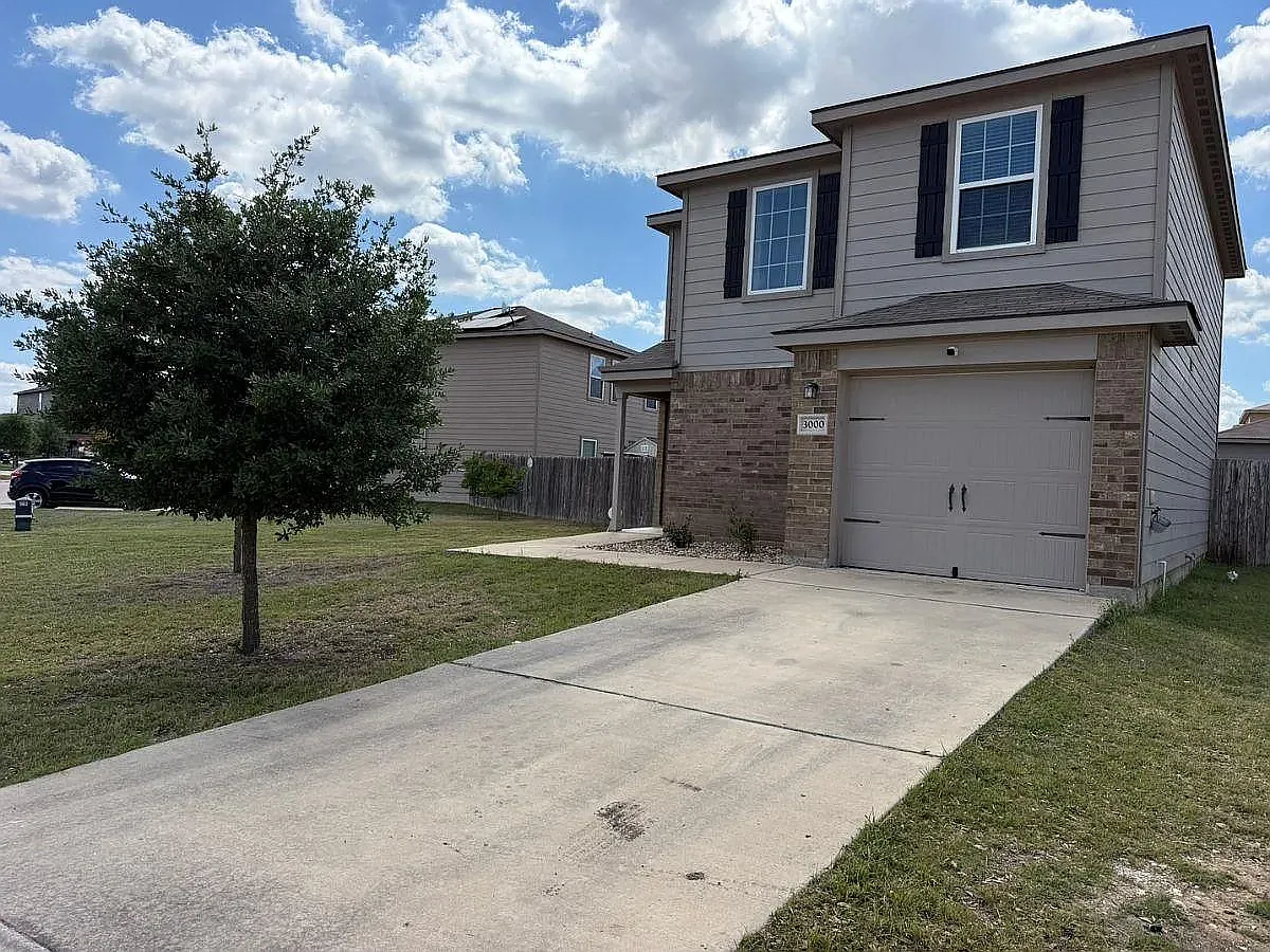 Building Photo - 3000 Cressler Ln