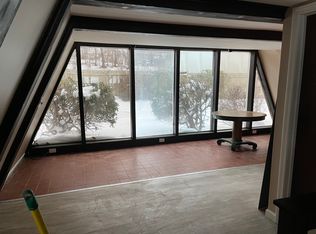 68A N Sturbridge Rd, Charlton, MA 01507