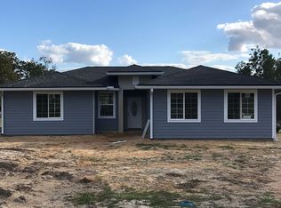 247 Cue Lake Dr, Hawthorne, FL 32640