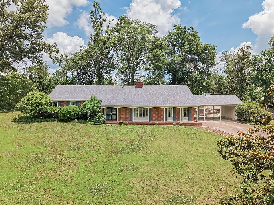 1st image of 1916 Oak Ln