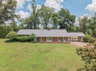 1916 Oak Ln, Corinth, MS 38834