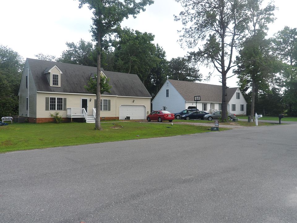 2nd image of 925 Cherokee St