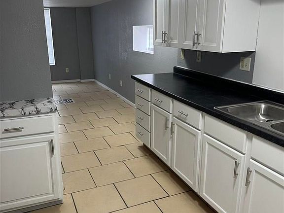 3rd image of 205 5th St S