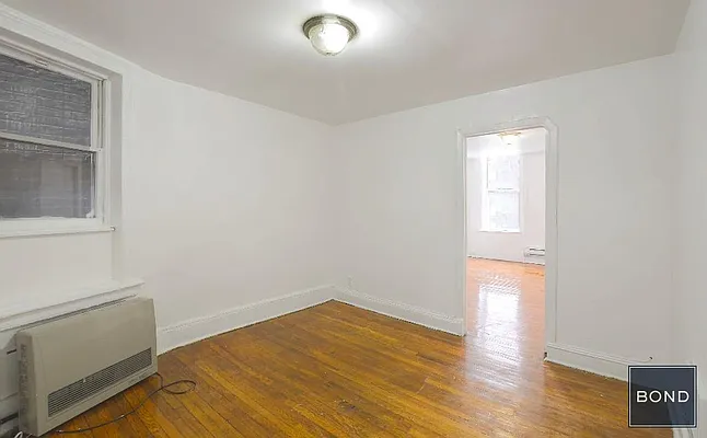 Rented by Bond New York | media 19