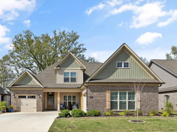 2006 Rosebury Ln, Huntsville, AL 35803