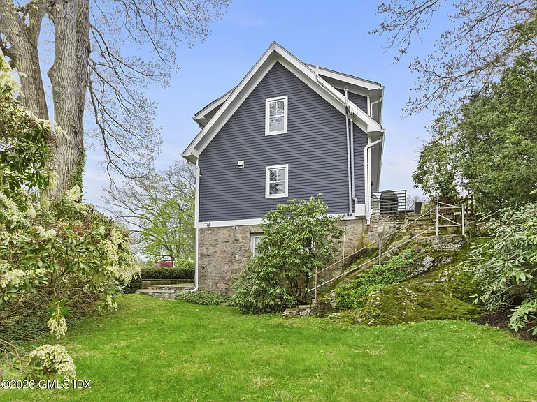41 Grove St — Photo 29