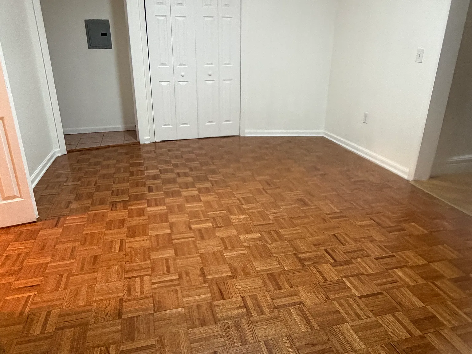 3 bed, $2,375 — Photo 3