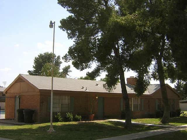 1st image of 870 N CHERRY Street