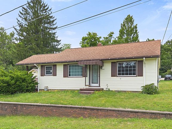 2nd image of 541 Deissler Ct