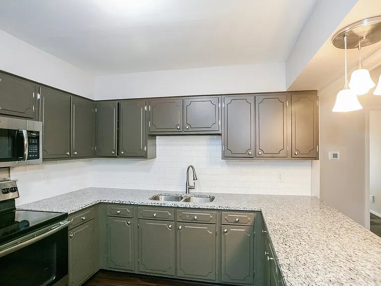 5910 Rahke Rd — Photo 7