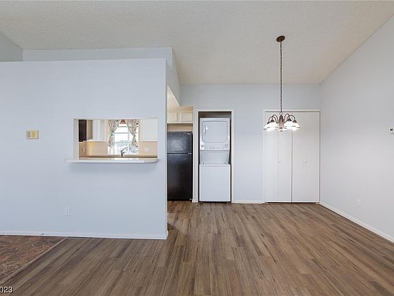 5th image of 5871 Medallion Dr Unit 203