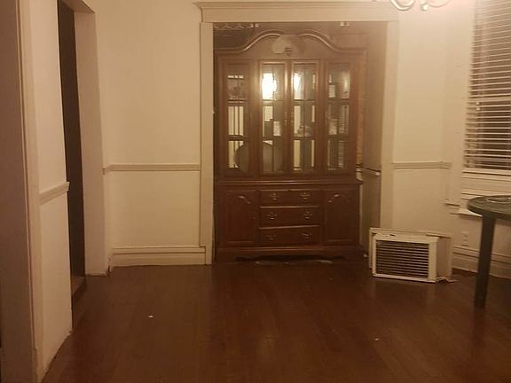 2nd image of 5431 W Race Ave