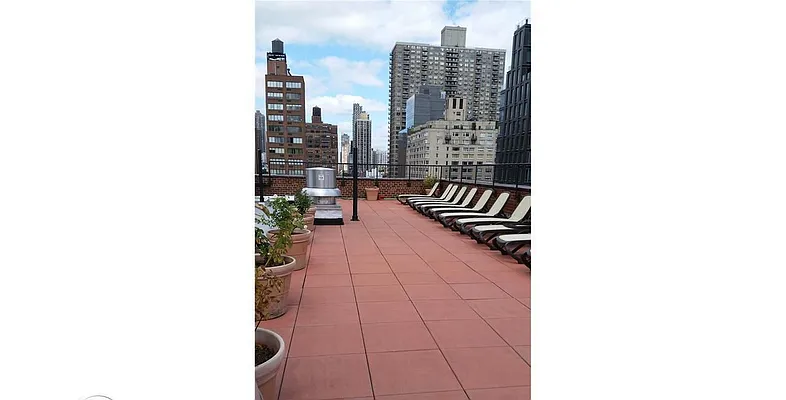 Sold by Erin Brennan, LREB | media 1