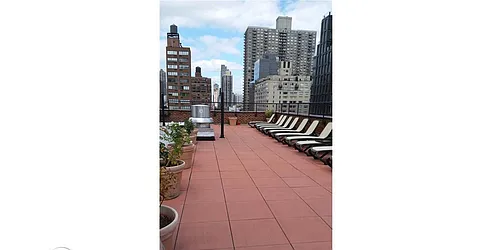 Sold by Erin Brennan, LREB