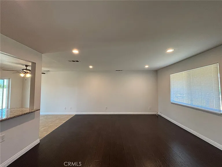 27531 Temple St — Photo 6
