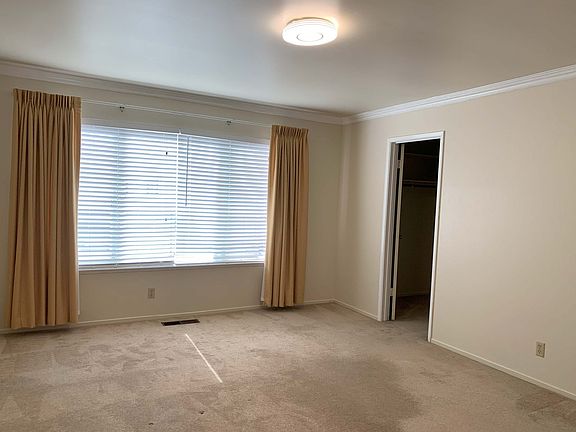 4th image of 53 Perita Dr