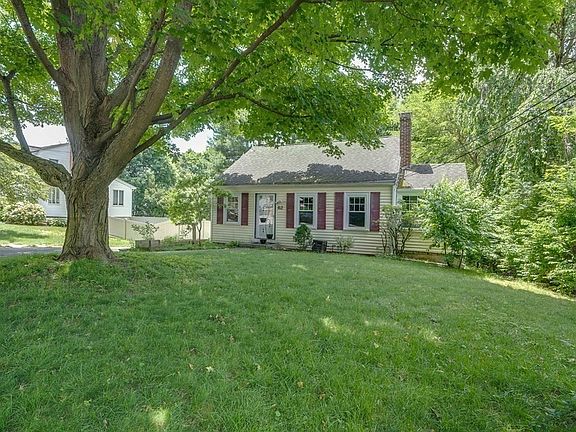2nd image of 62 Gleason Rd