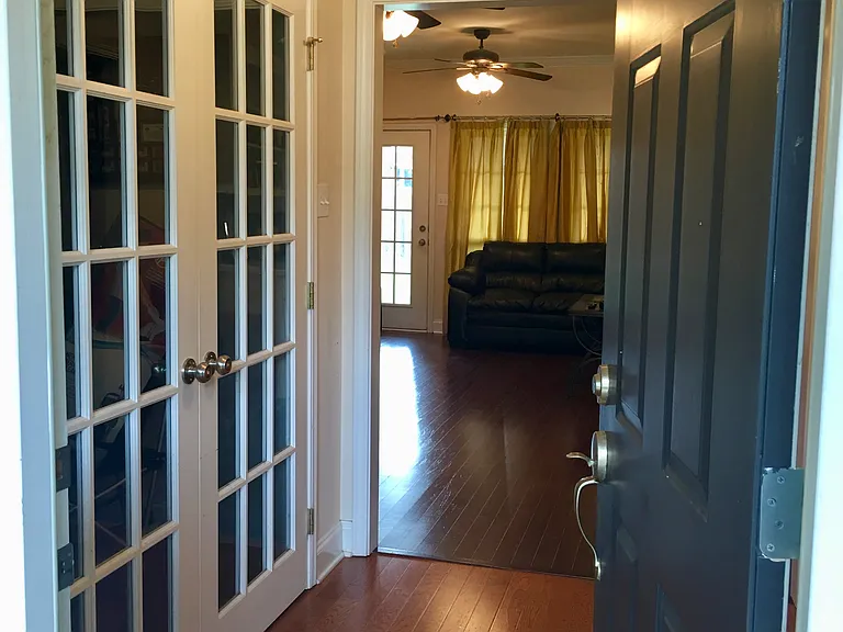1109 Rita Ln — Photo 16