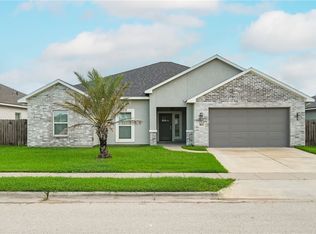107 Prestwick Dr, Portland, TX 78374