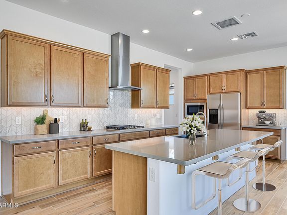 4th image of 18154 W AMBERWOOD Drive