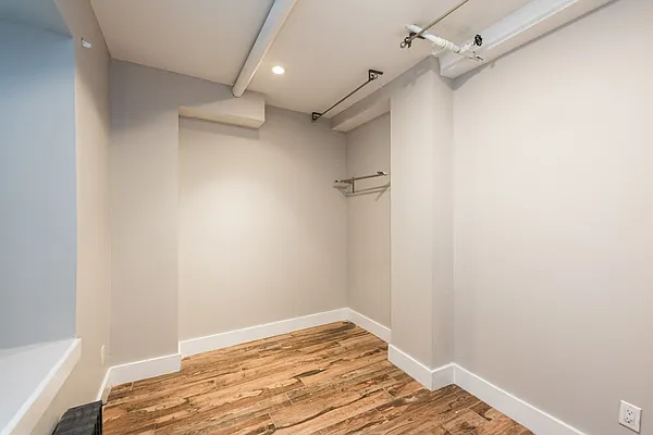 Rented by Nooklyn NYC LLC | media 16