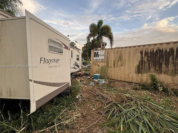 5th image of 16525 SW 292nd Ter