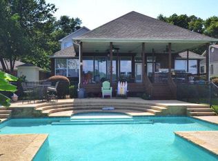 108 Eastshore Dr, Gun Barrel City, TX 75156