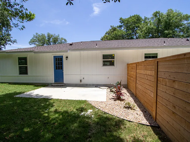 91 Faron Cir — Photo 23