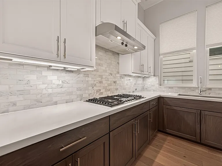 2218 Lou Ellen Ln #C — Photo 36