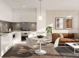 13675 107a Ave #2404, Surrey, BC V3T 2H2