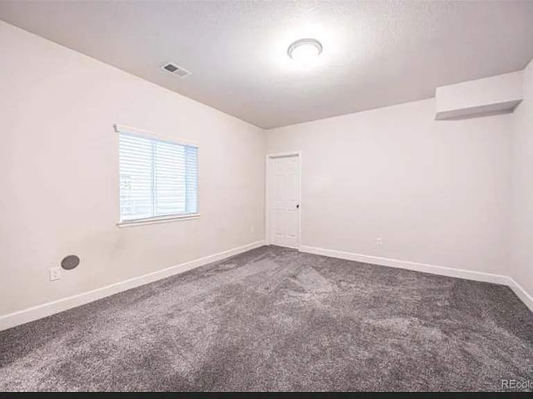 12652 Glencoe St — Photo 2