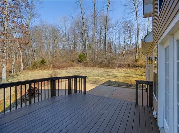 2nd image of 1371 Tannahill Way