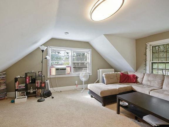 5th image of 1270 Seminary Ave #1