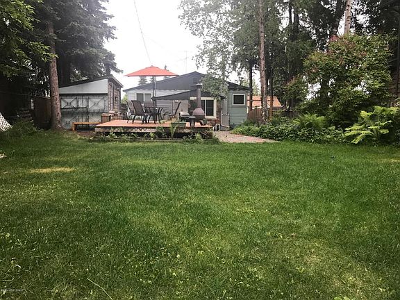4th image of 3308 Lois Dr #B