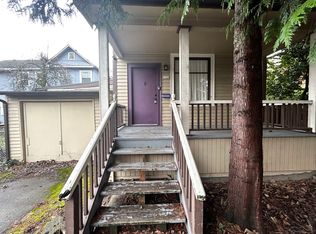 1726 SE Division St, Portland, OR 97202