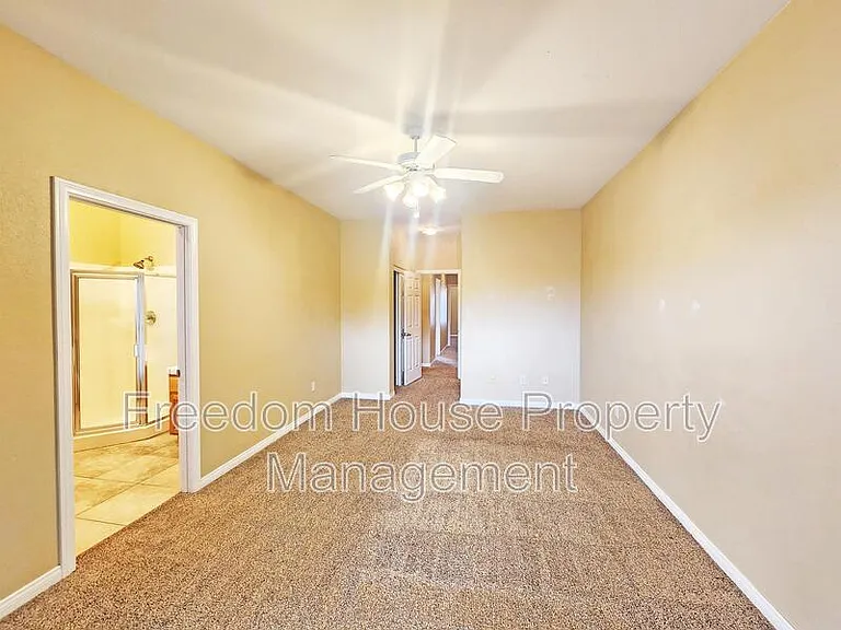 1421 Star Rd #2 — Photo 25