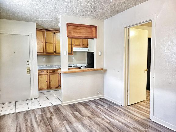 3rd image of 7330 Lindencrest St Unit 7