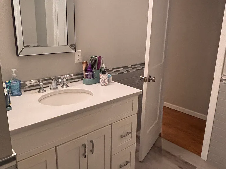 28 Forest Hills Dr — Photo 4