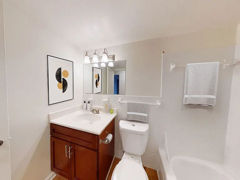 Residence at Brookside — Photo 7