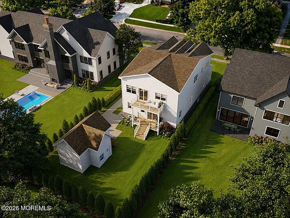 4th image of 415 Essex Avenue