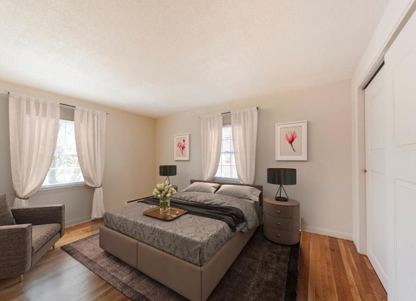 2nd image of 19 Creesy St APT 1