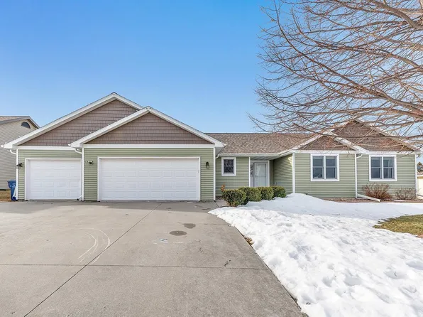 544 Nicole Ln, Wrightstown, WI 54180